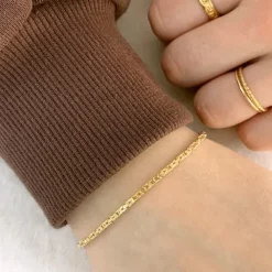 Kongearmbånd i 14 karat guld 18,5 cm x 1,8 mm