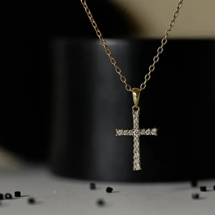 Kors diamantvedhæng i 14 karat guld 0,28 ct