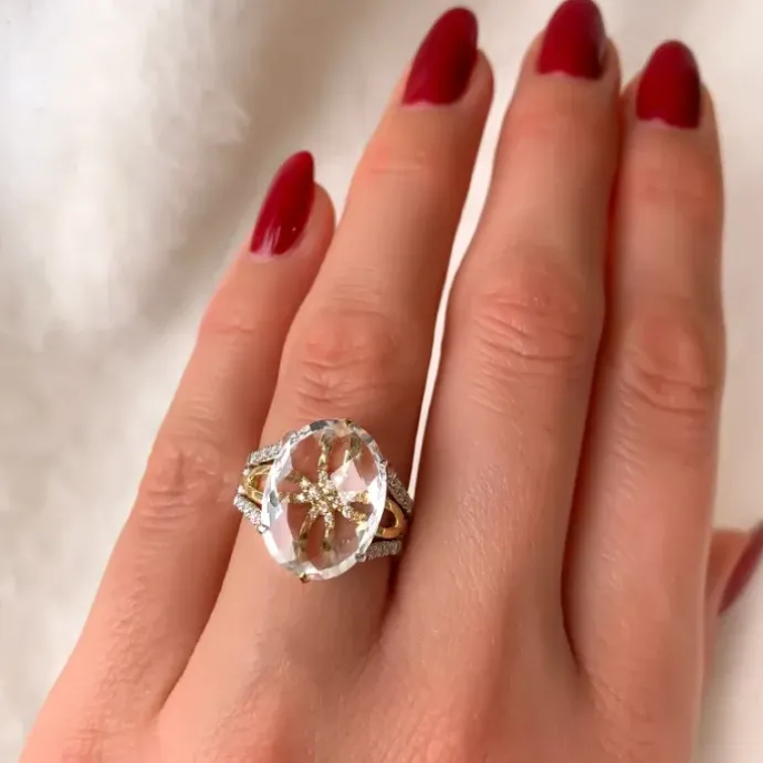 Kvarts diamantring i 14 karat guld.- og hvidguld 0,16 ct 6,00 ct