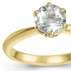 Kvarts solitairering i 14 karat guld 0,95 ct