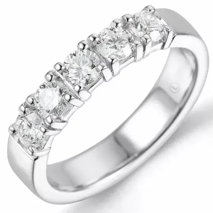 Lab grown diamant ring i 14 karat hvidguld 5 x 0,15 ct