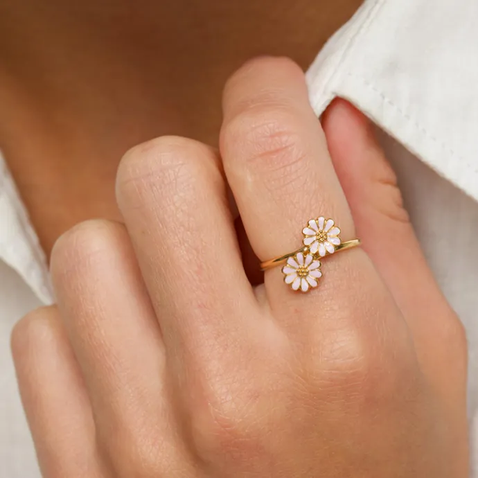 Marguerit lilla ring i forgyldt sølv - Maggie
