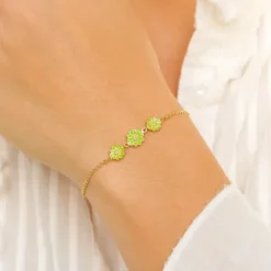Marguerit lysegrøn armbånd i forgyldt sølv - Maggie