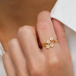 Marguerit ring i forgyldt sølv - Majse