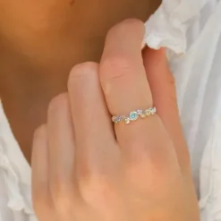 Multifarvet zirkon ring i sølv - Bubbly Twist
