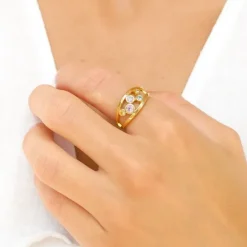 Multifarvet zirkon ring i forgyldt sølv - Bubbly Twist