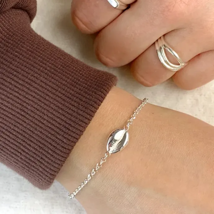 Musling armbånd i sølv med vedhæng i sølv
