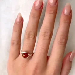 Oval rav ring i sølv