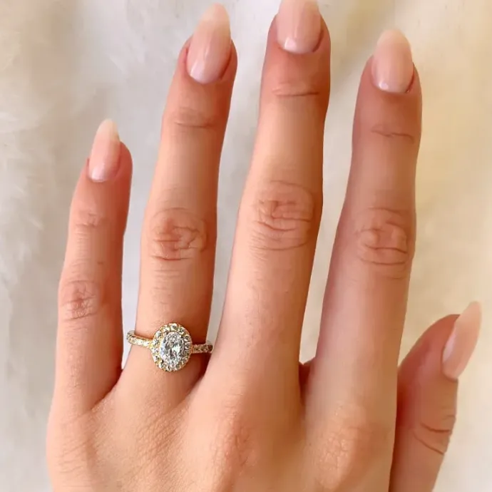 Oval ring i forgyldt sølv