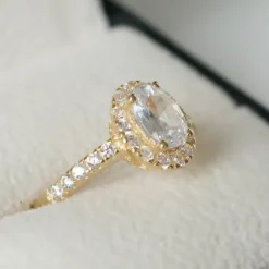 Oval ring i forgyldt sølv