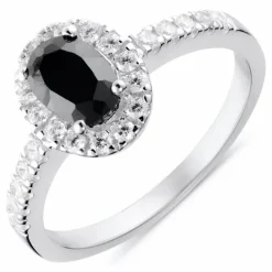 Oval sort ring i sølv