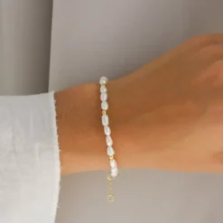 Perle armbånd i forgyldt sølv