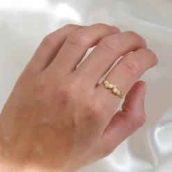 Perle ring i forgyldt sølv