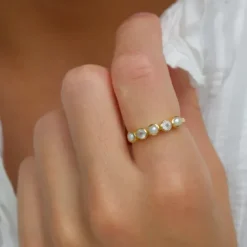 Perle ring i forgyldt sølv