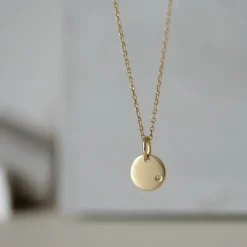 Plade diamant vedhæng i 14 karat guld 0,01 ct