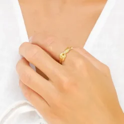 Ring i forgyldt messing