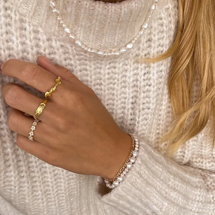 Ring i forgyldt sølv