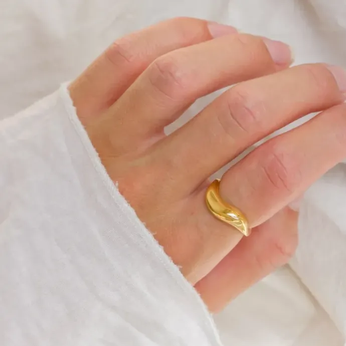 Ring i forgyldt sølv