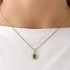 Rosetvedhæng i 14 karat guld 0,26 ct 0,47 ct
