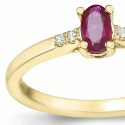 Rubin brillantring i 14 karat guld 0,35 ct 0,02 ct