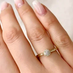 Rund diamant ring i 14 karat guld 0,1 ct 0,06 ct