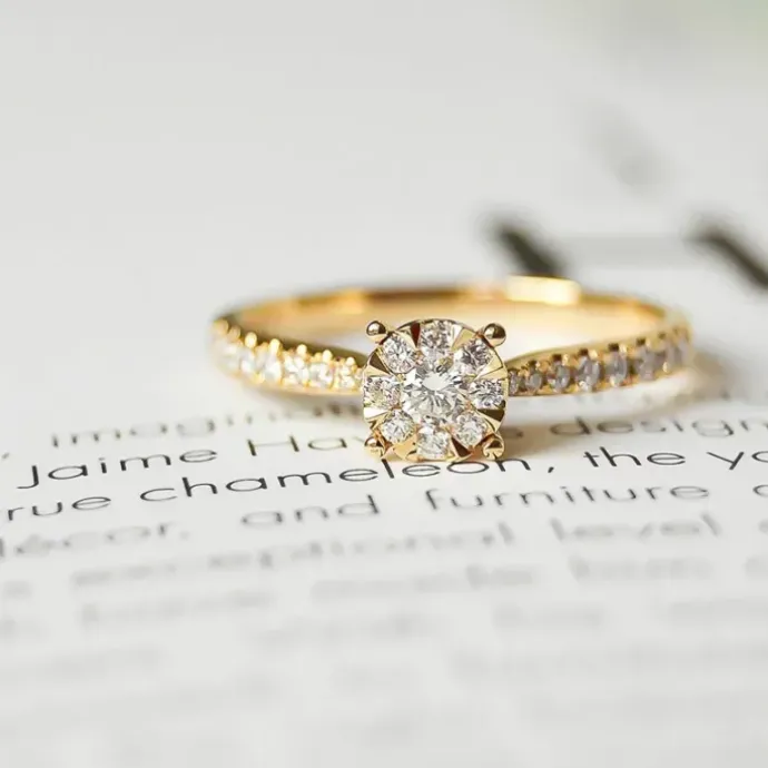 Rund diamantring i 14 karat guld 0,10 ct 0,36 ct