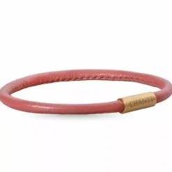 Rund lyserød magnetarmbånd i læder med forgyldt stål lås x 4 mm
