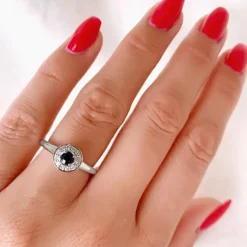 Rund safir diamantring i 14 karat hvidguld 0,30 ct 0,13 ct