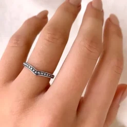 Sølv ring i oxideret sterlingsølv