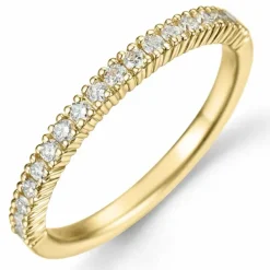 Smal diamantring i 14 karat guld 0,27 ct