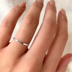 Smal Simple Rings ring i sølv
