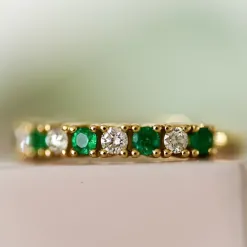 Smaragd diamantring i 14 karat guld 0,40 ct 0,24 ct