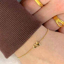 Stjerne armbånd i forgyldt sølv med vedhæng i forgyldt sølv