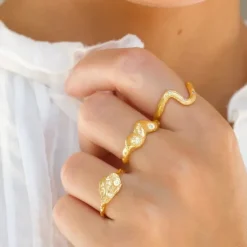 Zirkon ring i forgyldt sølv