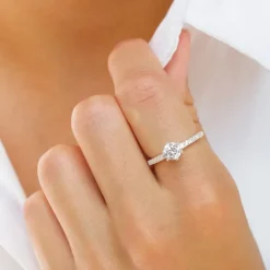 Zirkon ring i sølv