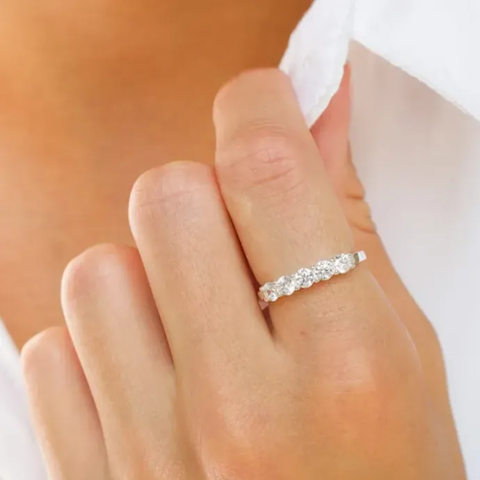 Zirkon ring i sølv